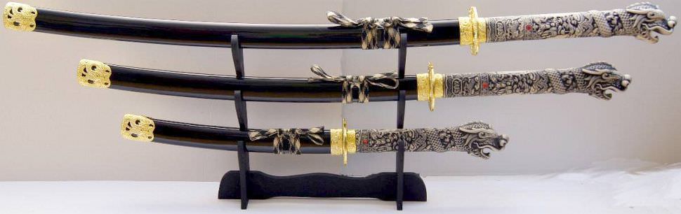 Highlander Conner Schwarz Schwerter Set