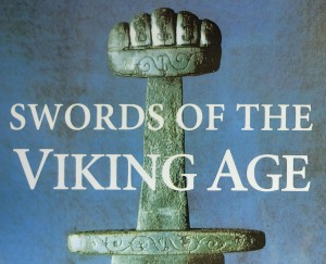 Buch Wikingerschwert auf dem Buch Sword of The Viking Age