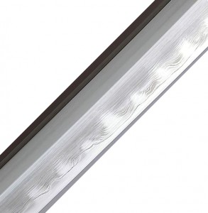 Detail Akeno Katana mit Soshu Kitae + gefaltet