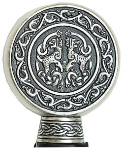 der Knauf Silberfarbene King Arthur Kadett Kurzschwert