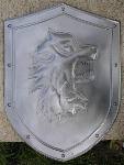 Ritterschild kaufen, Hochmittelalter, Dekorationschild mit getriebenem Wolf Ritterschild kaufen, Hochmittelalter, Dekorationschild mit getriebenem Wolf