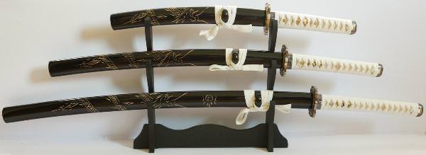Samurai Katana 3er Set, schwarz weiß + Gefaltet- damast + Drachen in Saya Samurai Katana 3er Set, schwarz weiß + Gefaltet- damast + Drachen in Saya